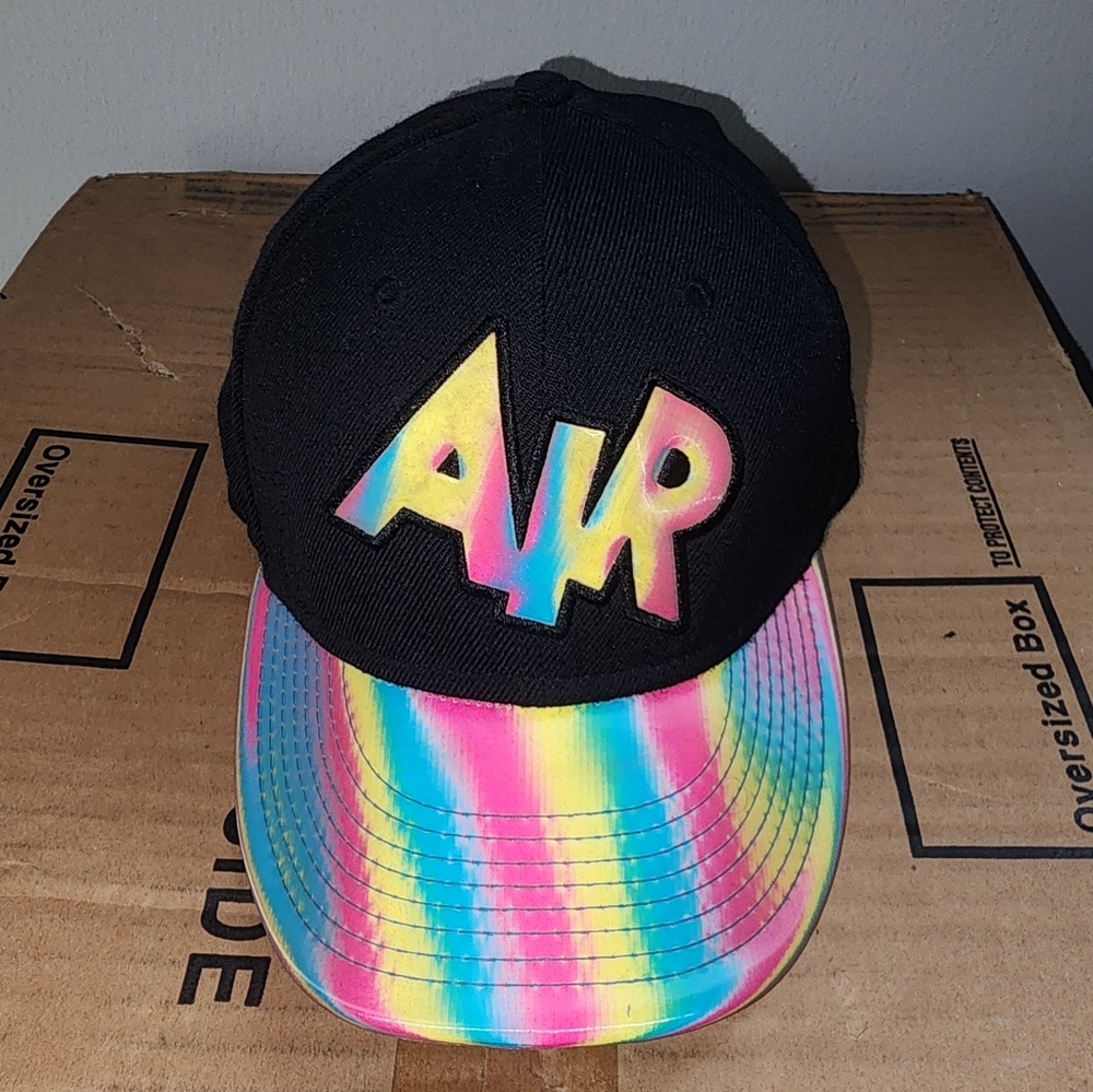 Nike AIR Hologram strapback hat